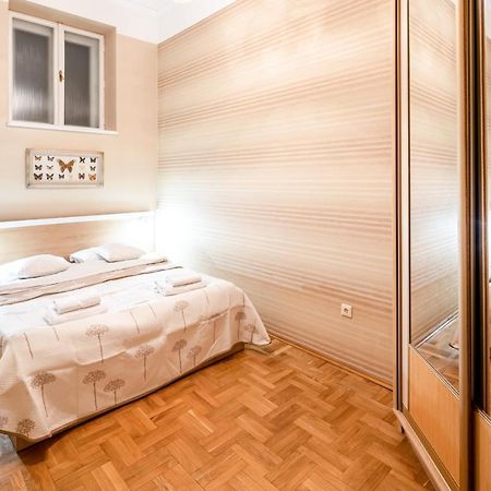 3 Bedrooms Royal Italian Style In An Austrian Building, Parking, Balcony 리비프 외부 사진